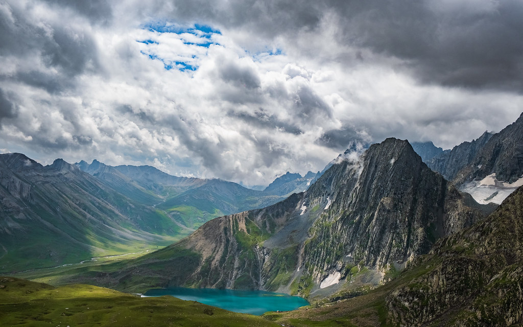 Vishansar and Kishansar Lake from Gadsar Pass on KGL