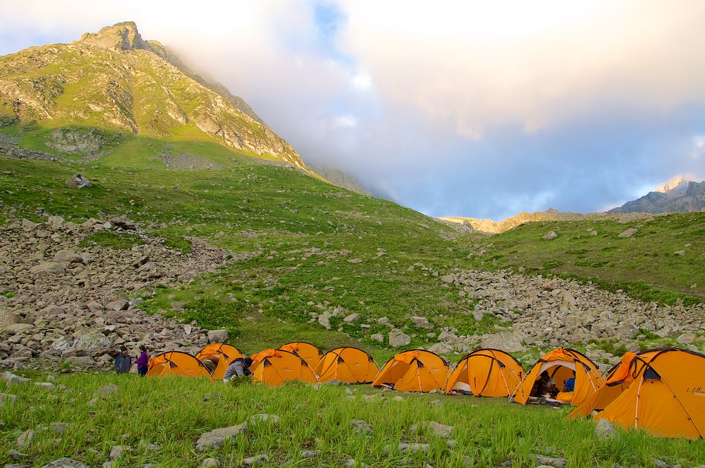 Kashmir Great Lakes Trek Guided Tour